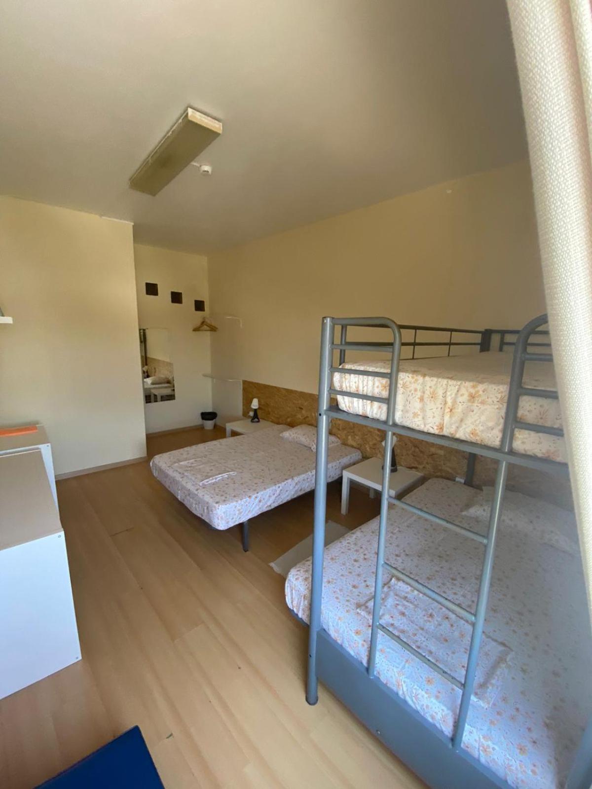 Garden Hostel Aradas Екстер'єр фото