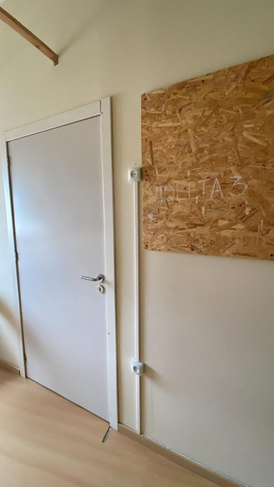 Garden Hostel Aradas Екстер'єр фото